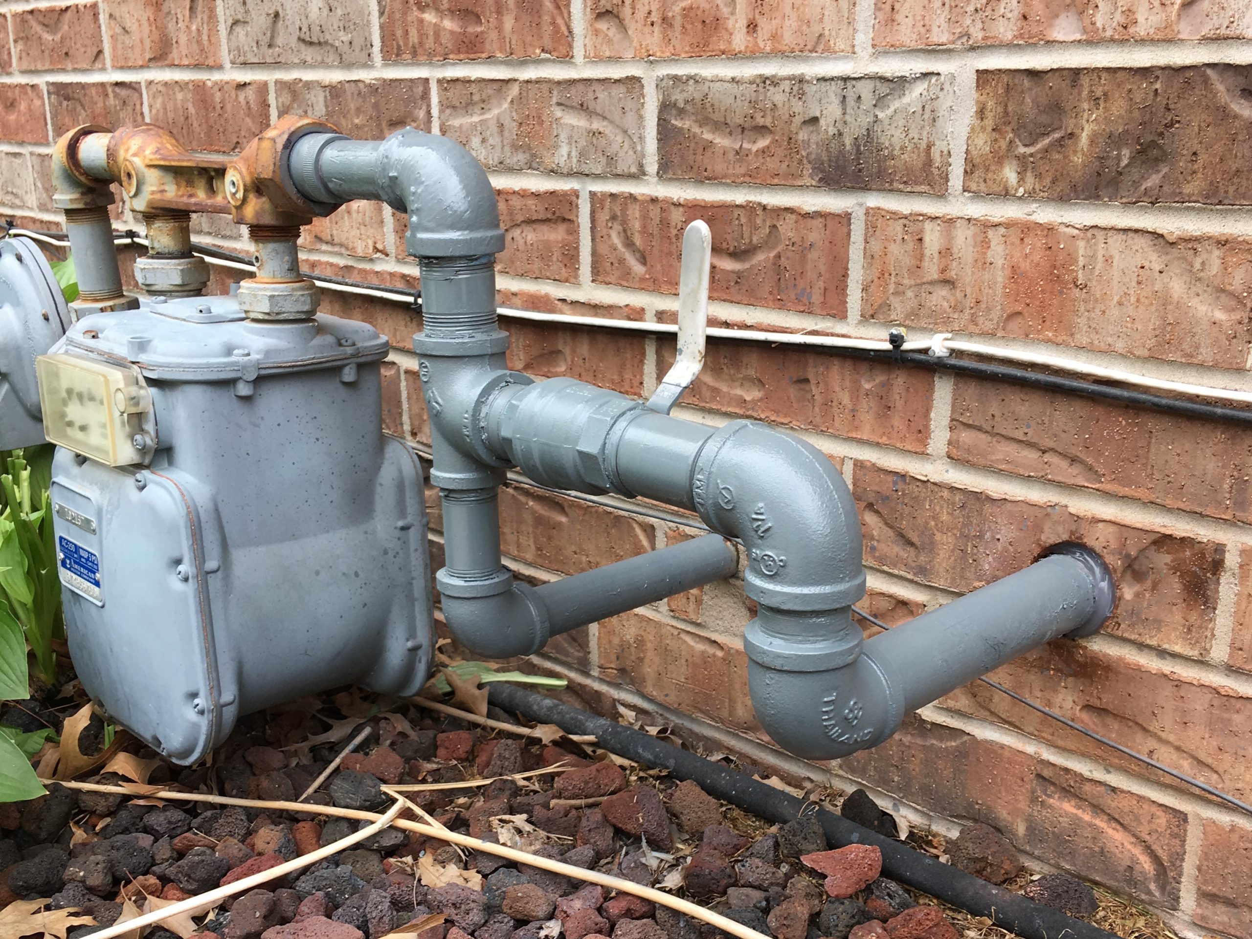 Who Installs Gas Lines For Pool Heaters?  